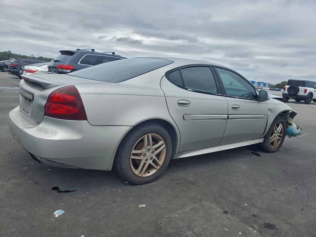 2006 Pontiac Grand Prix Gt - Image 3