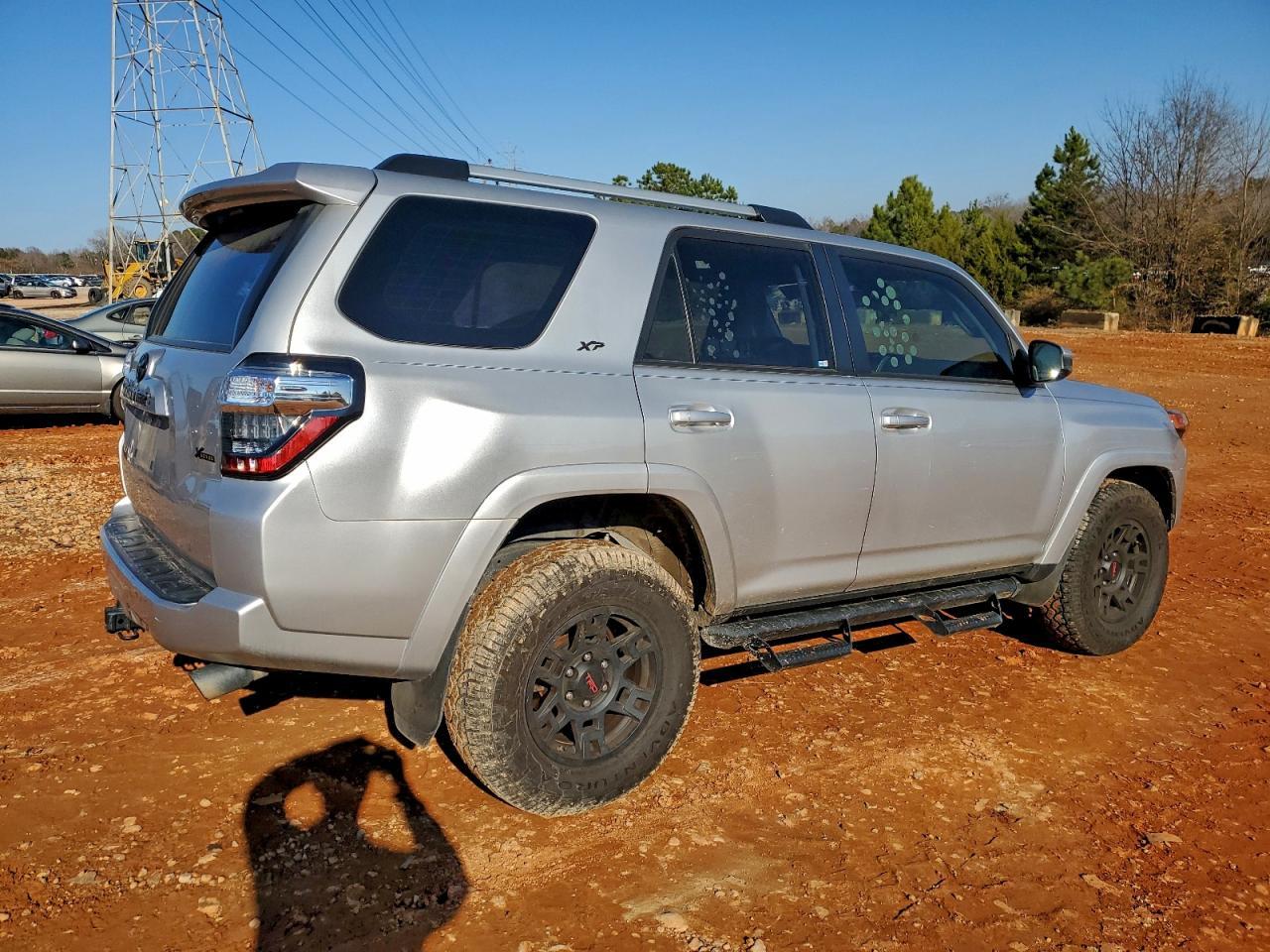 2023 Toyota 4Runner Se - Фото 3