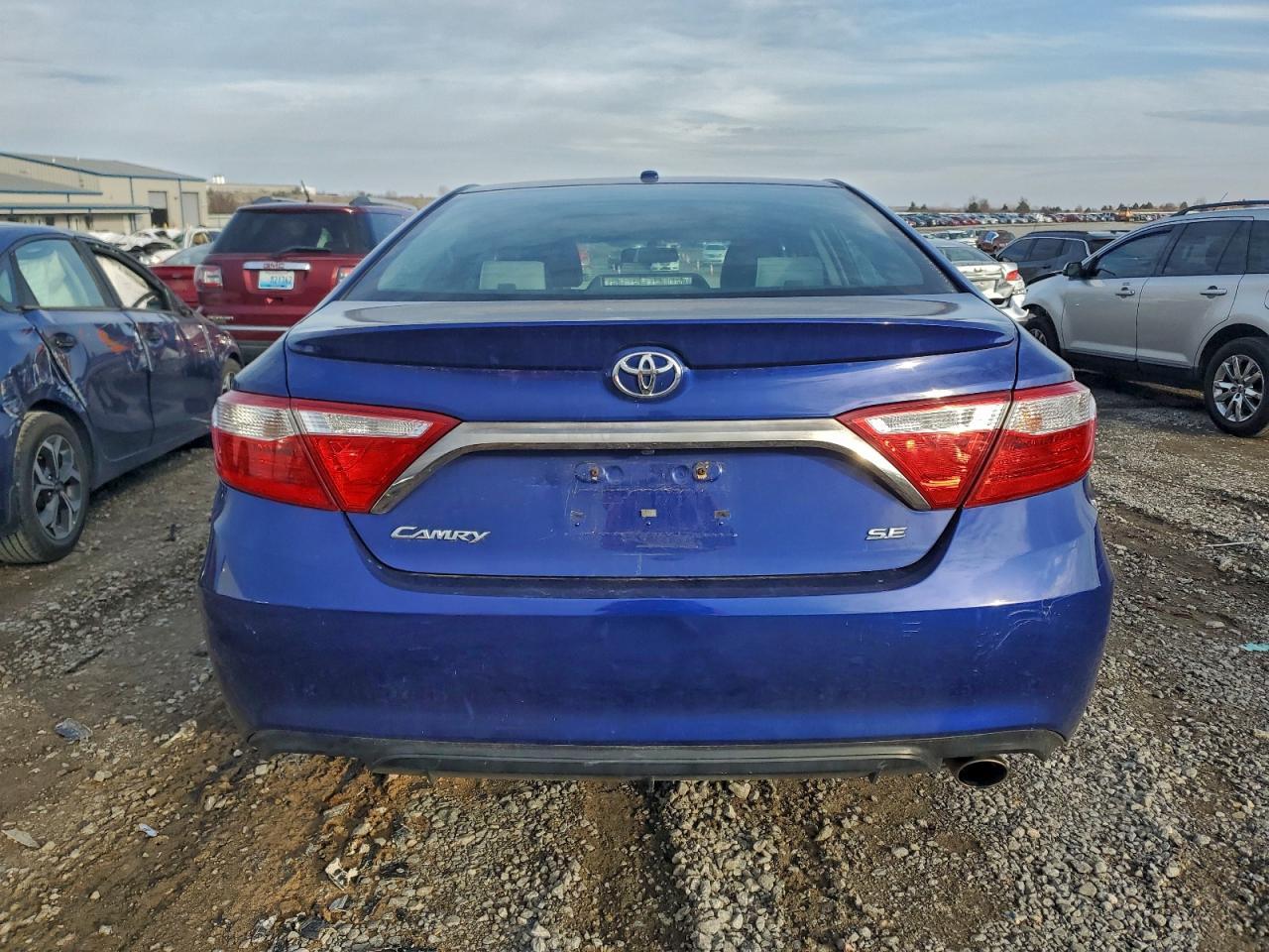 2015 Toyota Camry Le - Фото 6