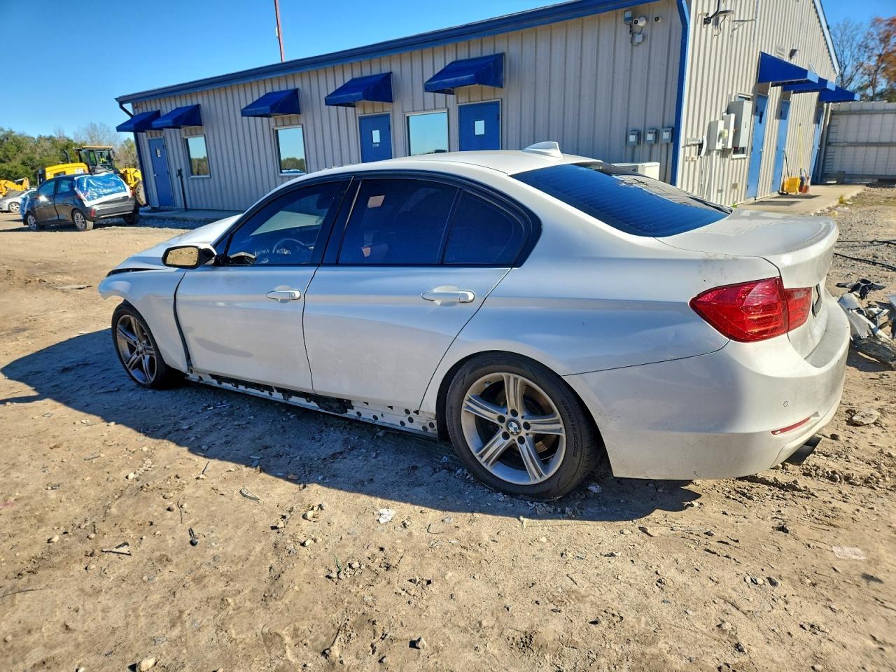 2015 BMW 328 I - Image 2