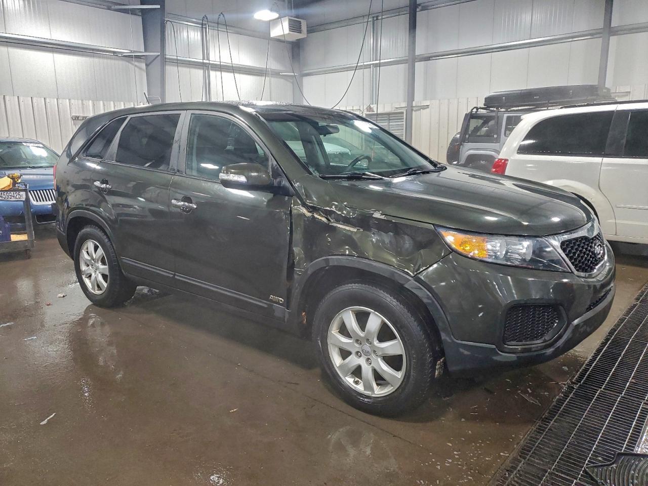 2013 Kia Sorento Lx - Фото 4