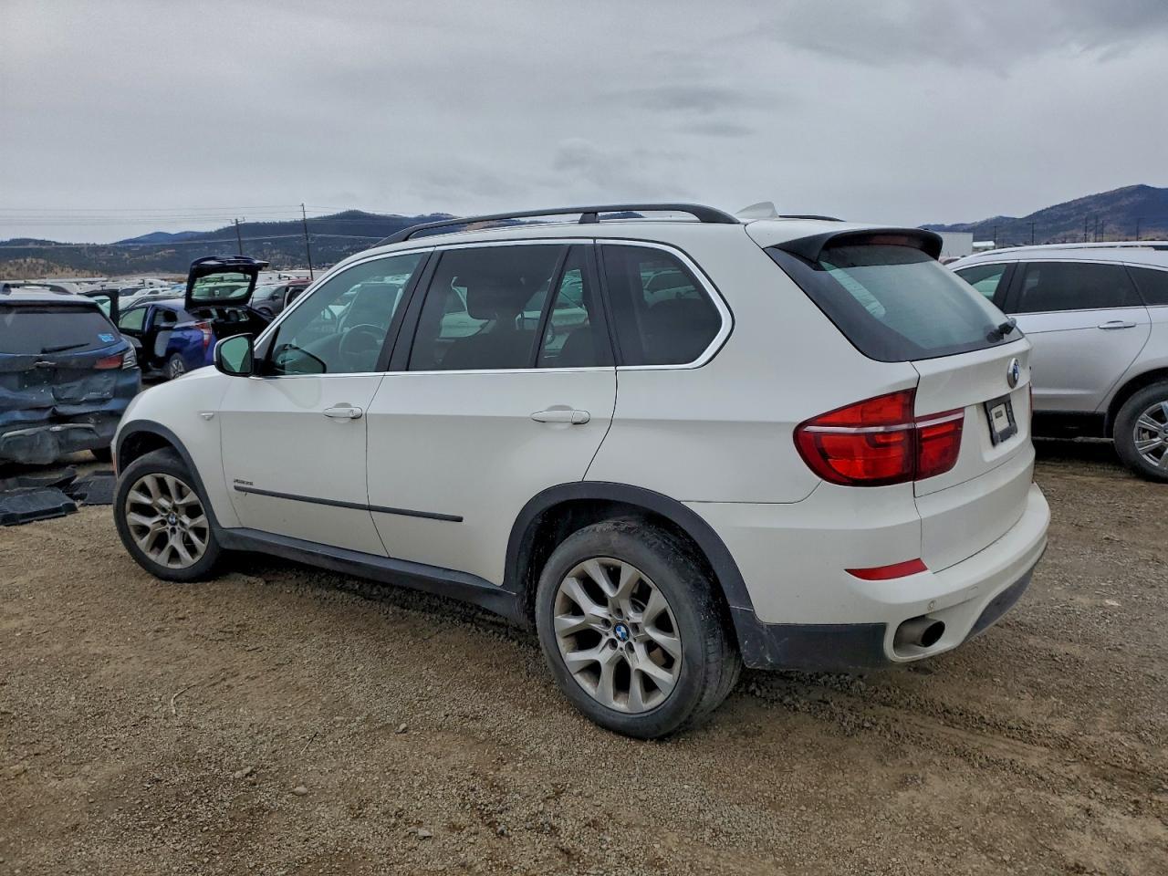 2013 BMW X5 xDrive35I - Фото 2