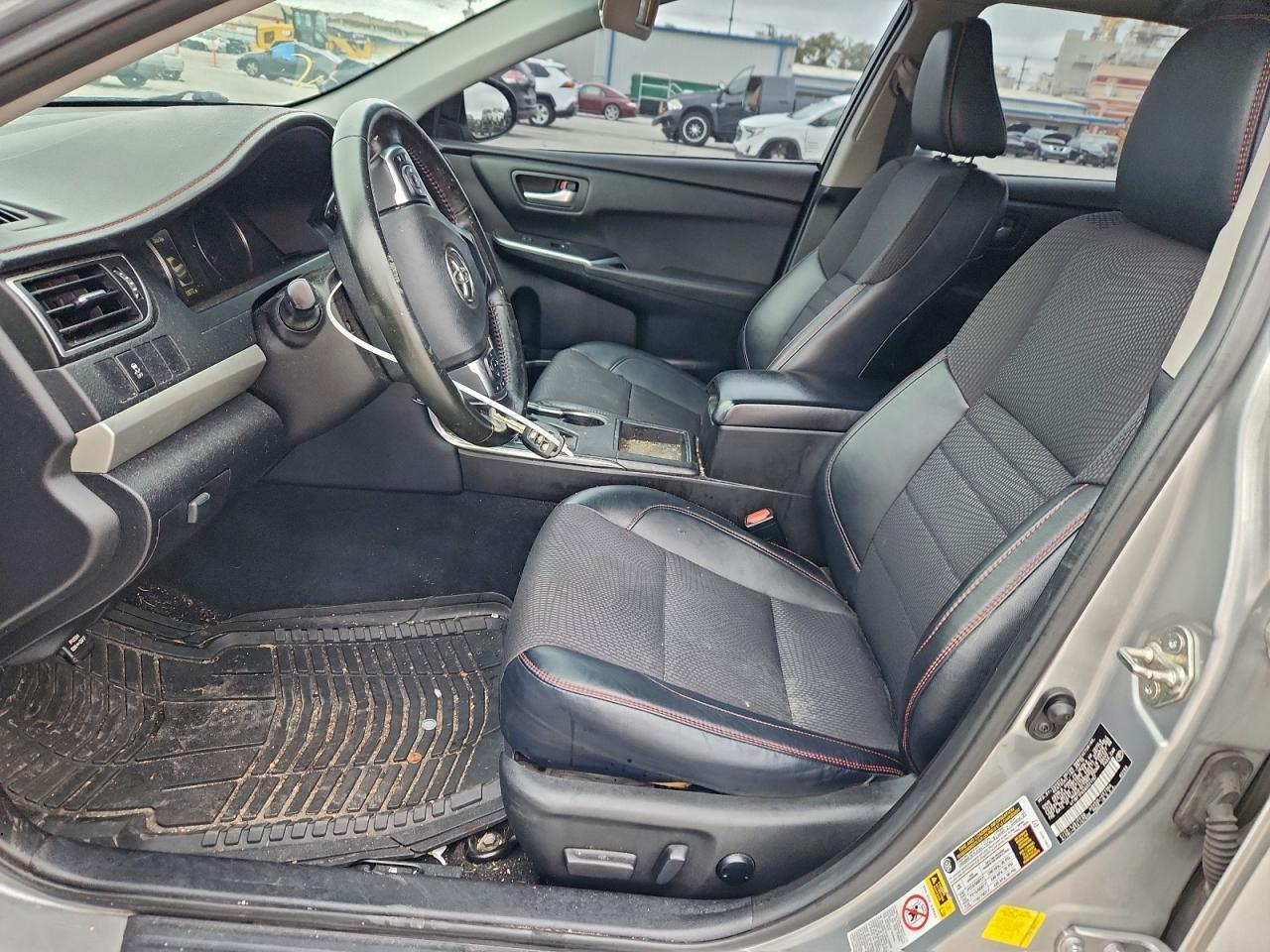 2016 Toyota Camry Le - Фото 7