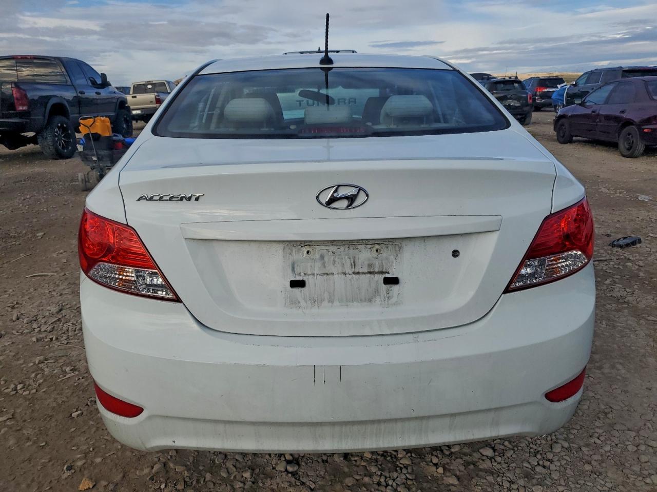 2013 Hyundai Accent Gls - Image 6