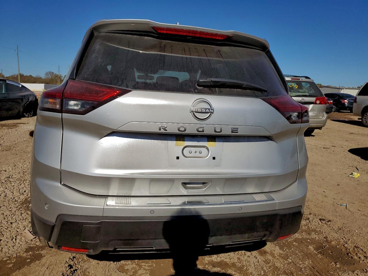 2025 Nissan Rogue Sv - Фото 6