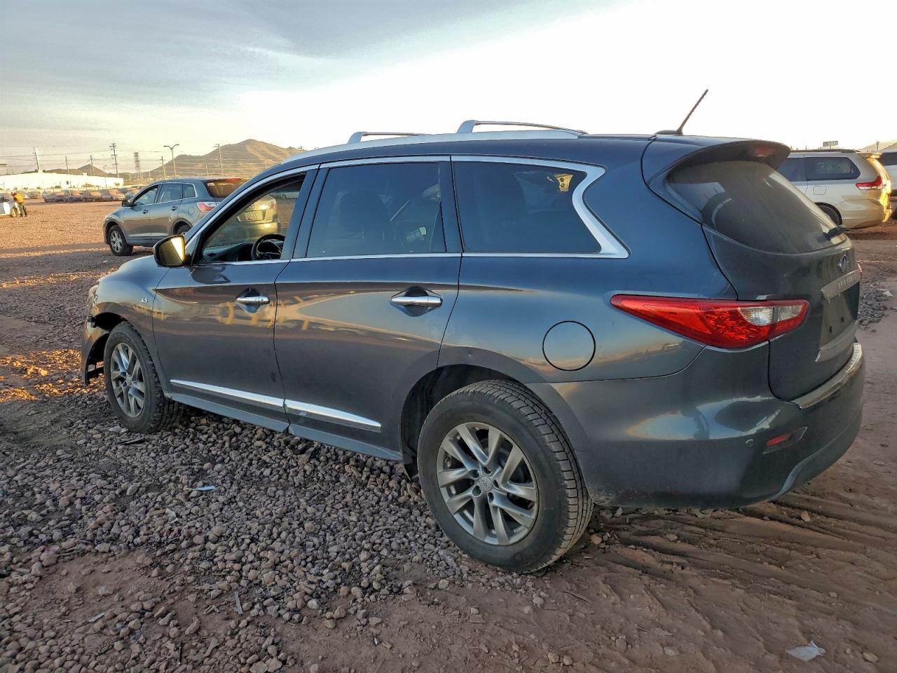 2014 Infiniti Qx60 - Image 2