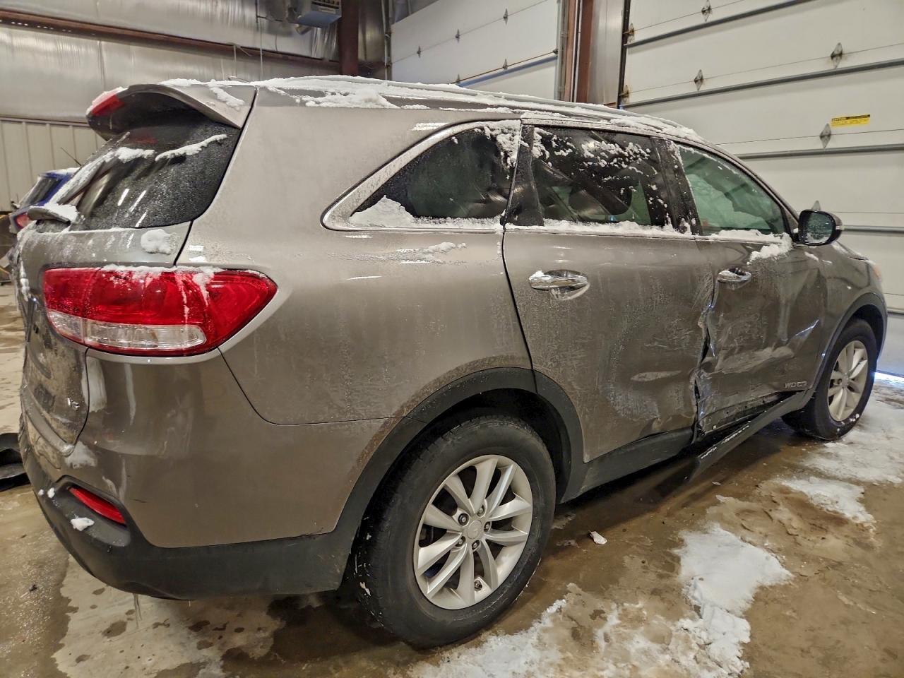 2016 Kia Sorento Lx - Фото 3