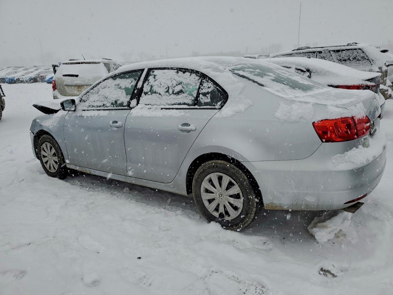 2012 Volkswagen Jetta Base - Фото 2