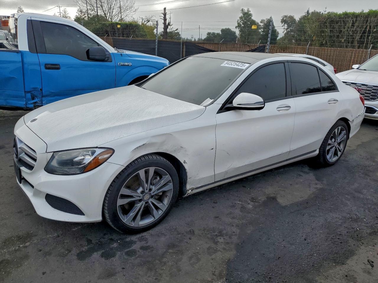 2016 Mercedes-Benz C 300