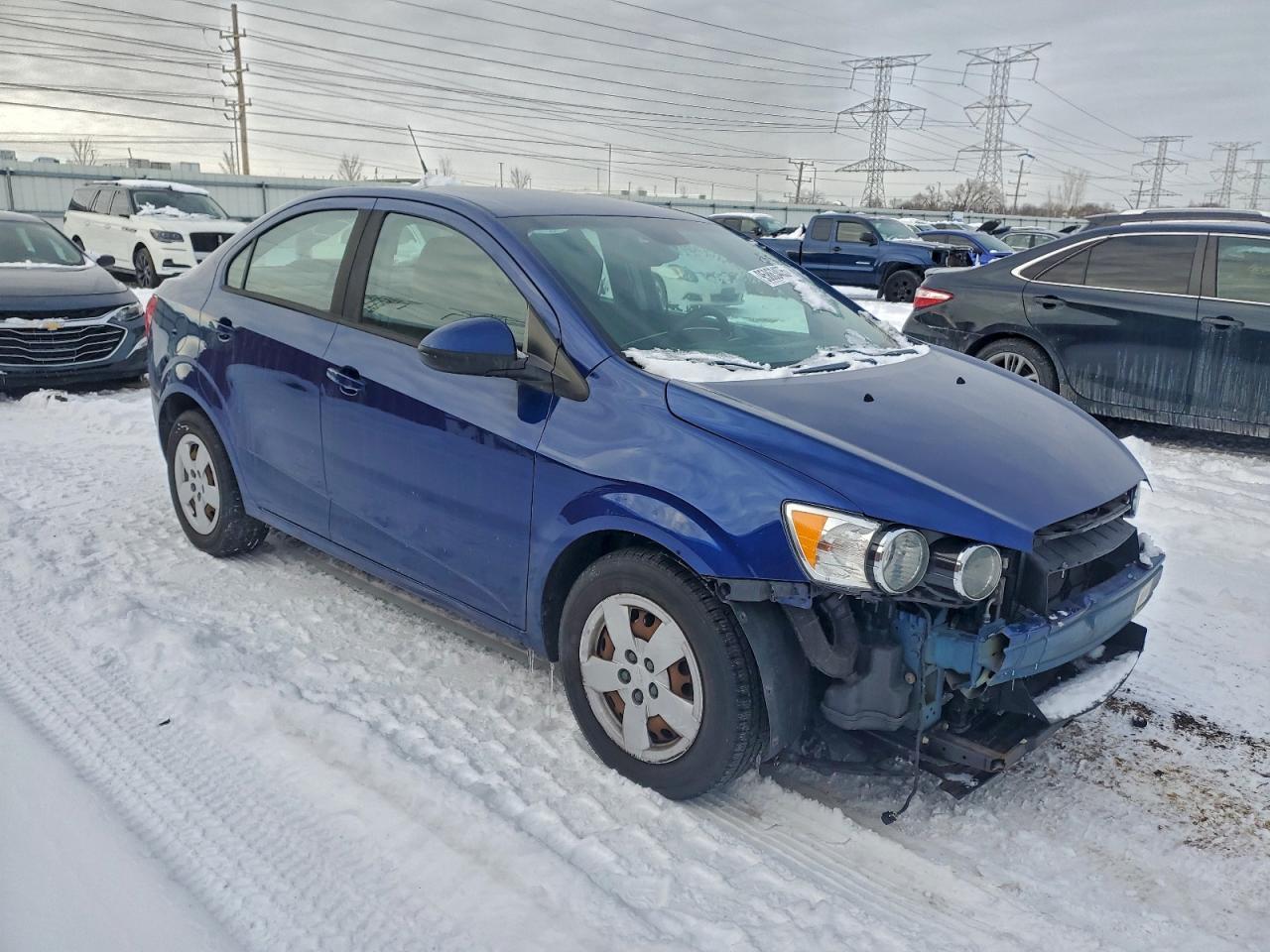 2013 Chevrolet Sonic Ls - Image 4