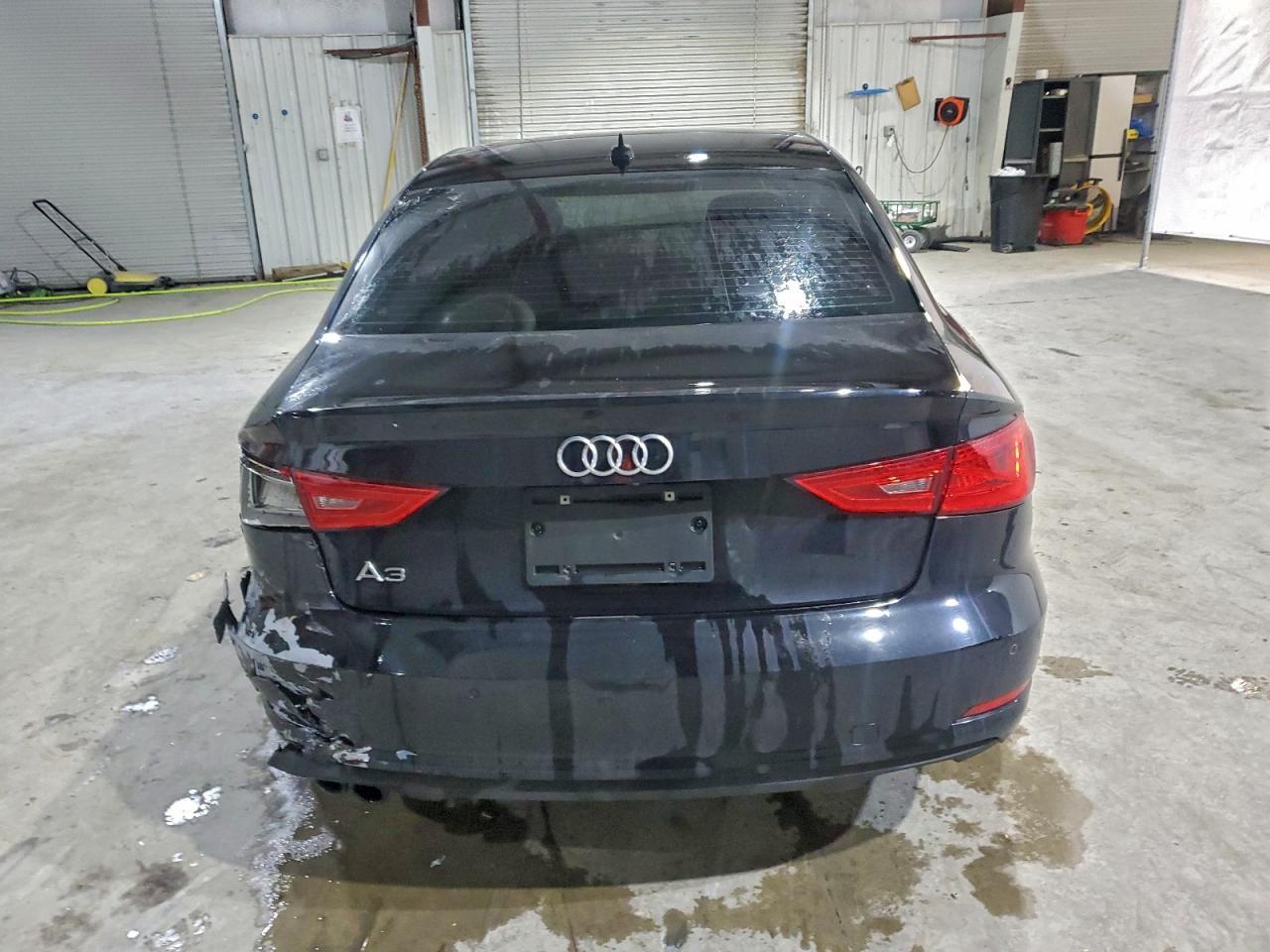2016 Audi A3 Premium - Фото 6