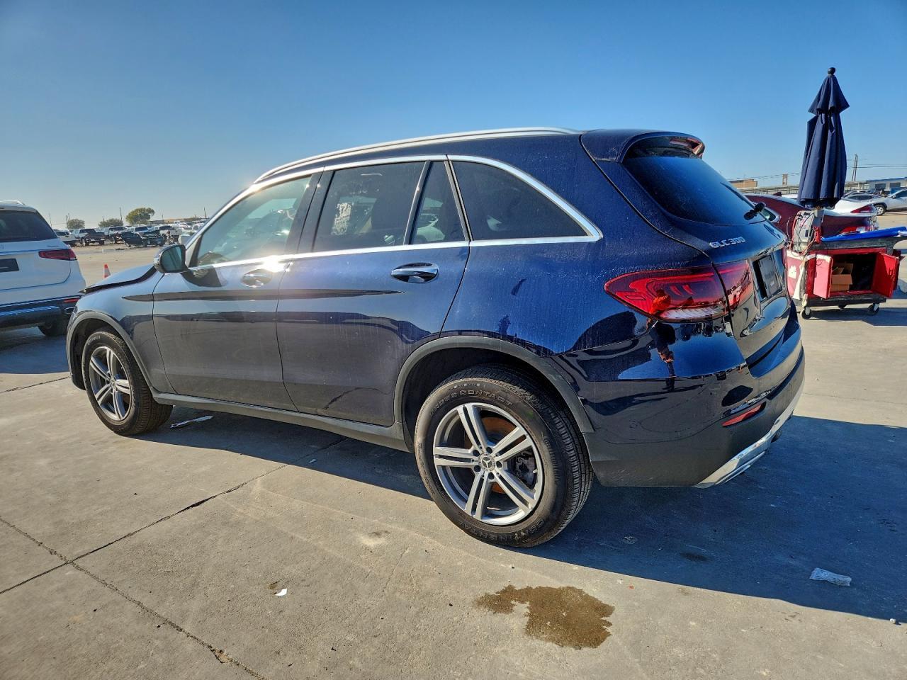 2022 Mercedes-Benz Glc 300 - Image 2