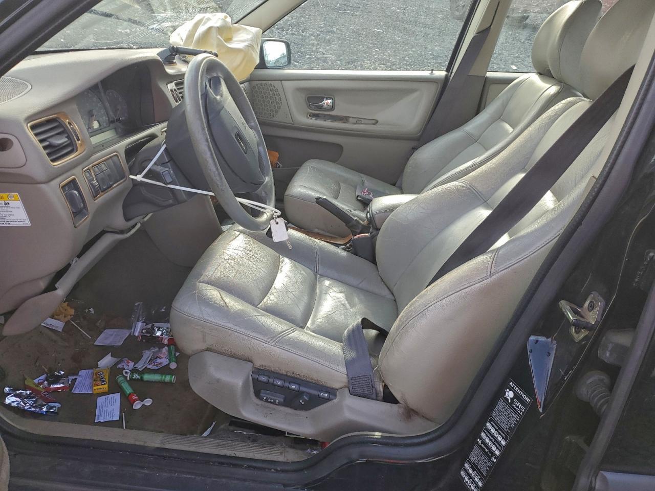2000 Volvo V70 Xc - Фото 7