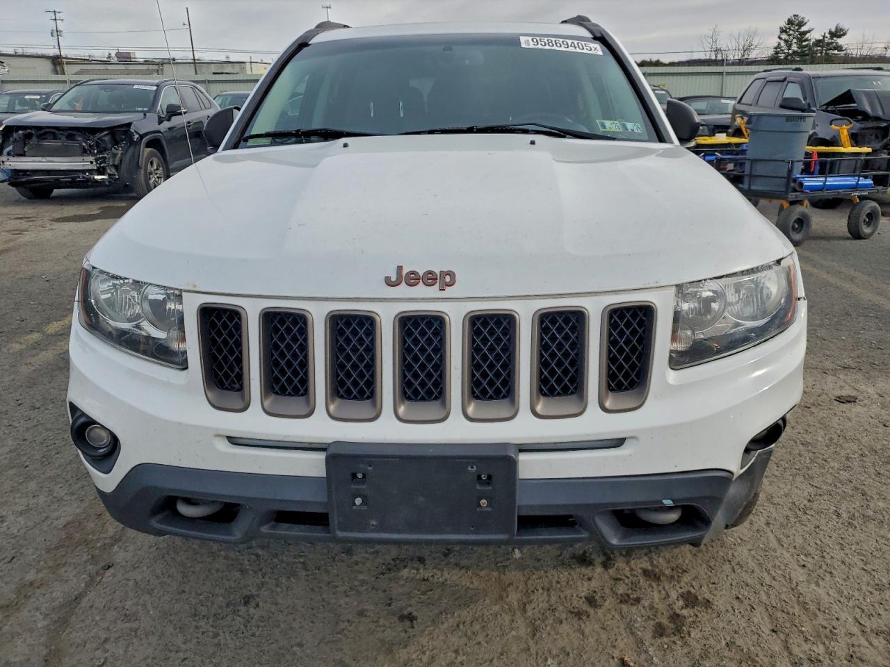 2017 Jeep Compass Sport - Фото 5