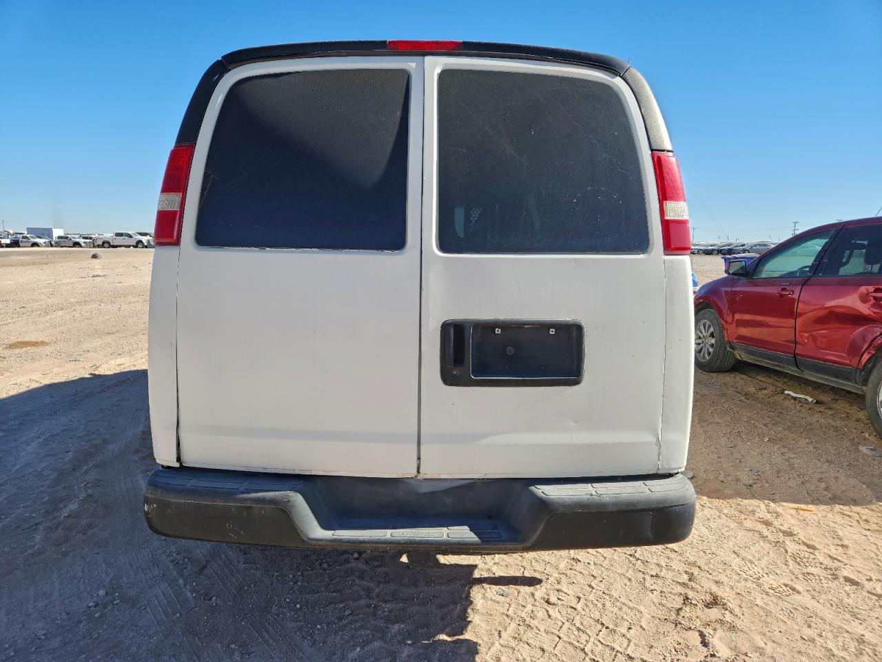 2003 Chevrolet Express G3500 - Image 6