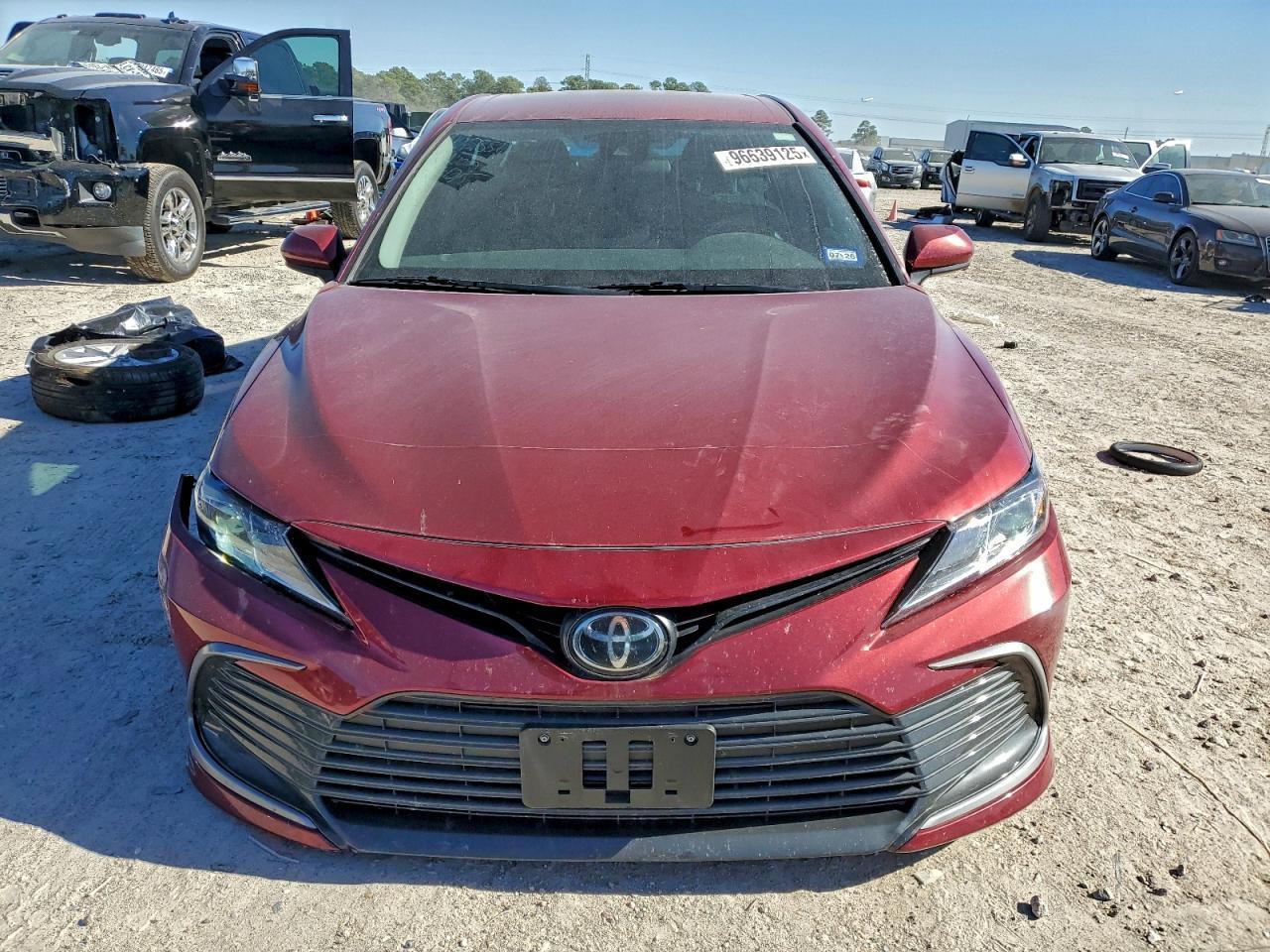 2021 Toyota Camry Le - Фото 5