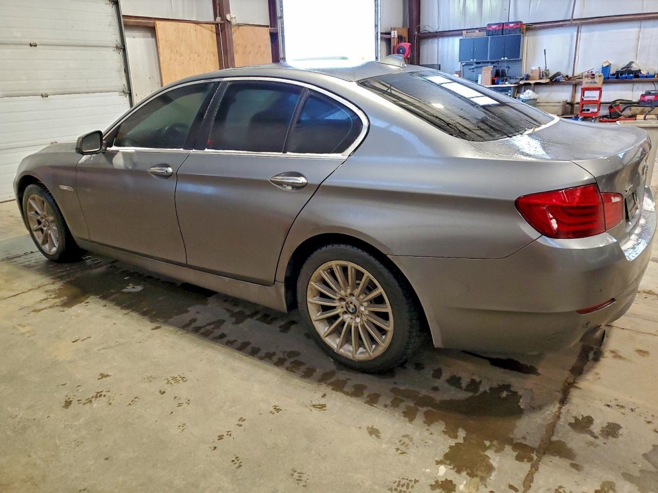 2013 BMW 535 Xi - Фото 2