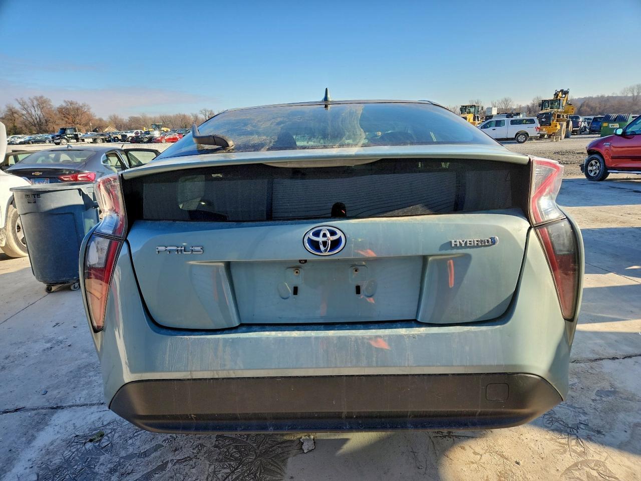 2016 Toyota Prius Two - Фото 6