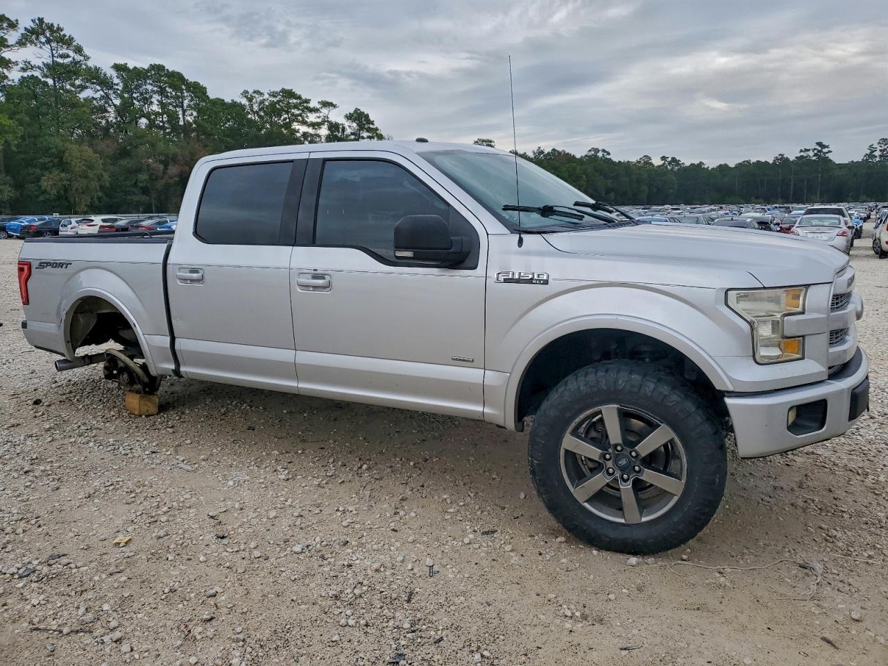 2016 Ford F150 Supercrew - Image 4