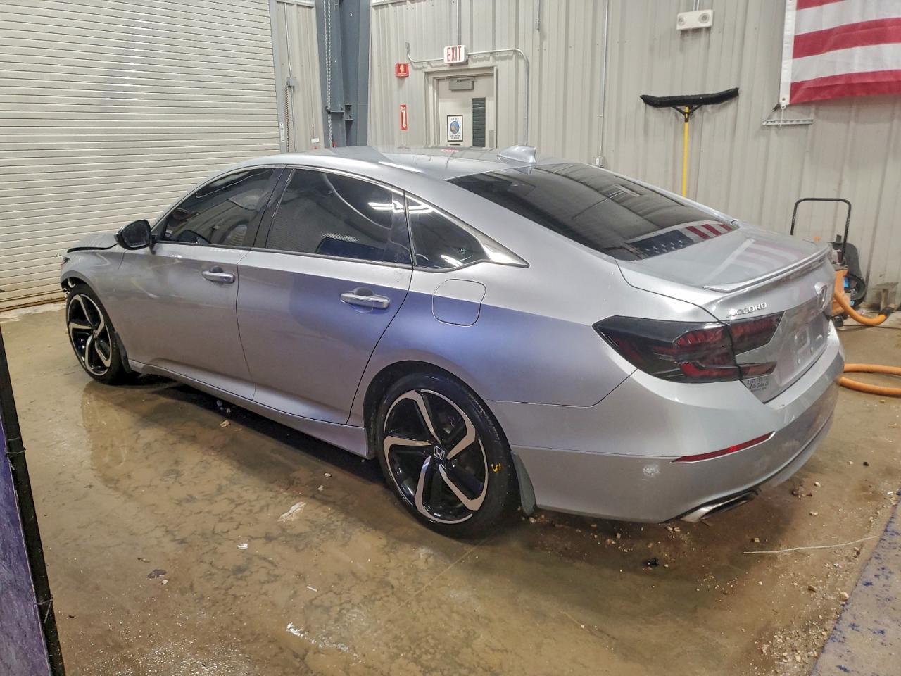 2019 Honda Accord Sport - Image 2