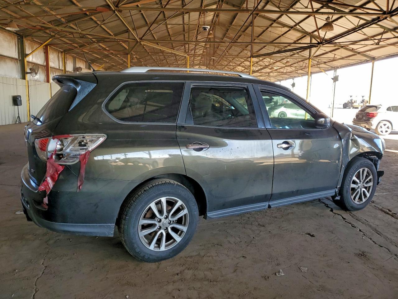 2015 Nissan Pathfinder S - Фото 3