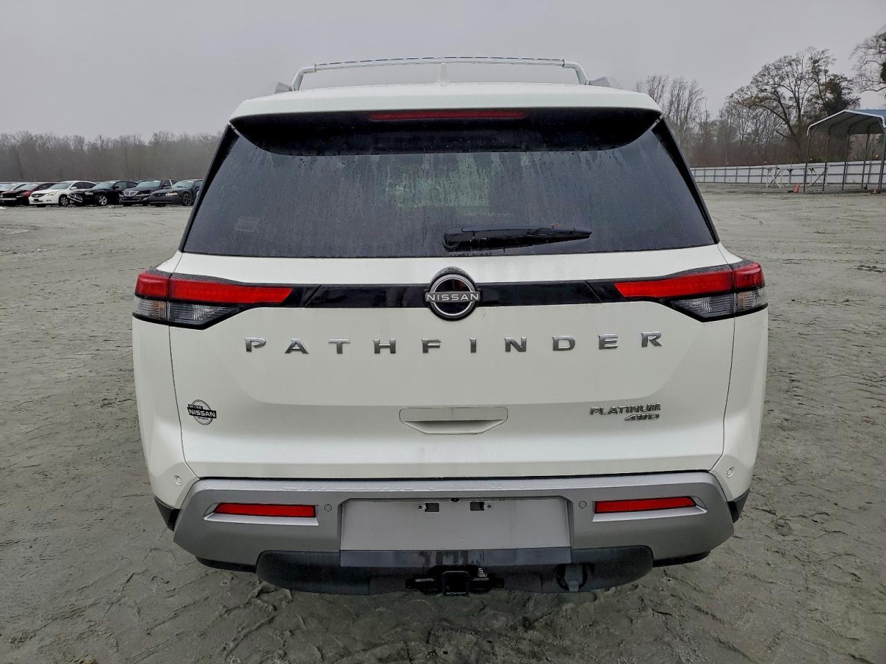 2023 Nissan Pathfinder Platinum - Фото 6