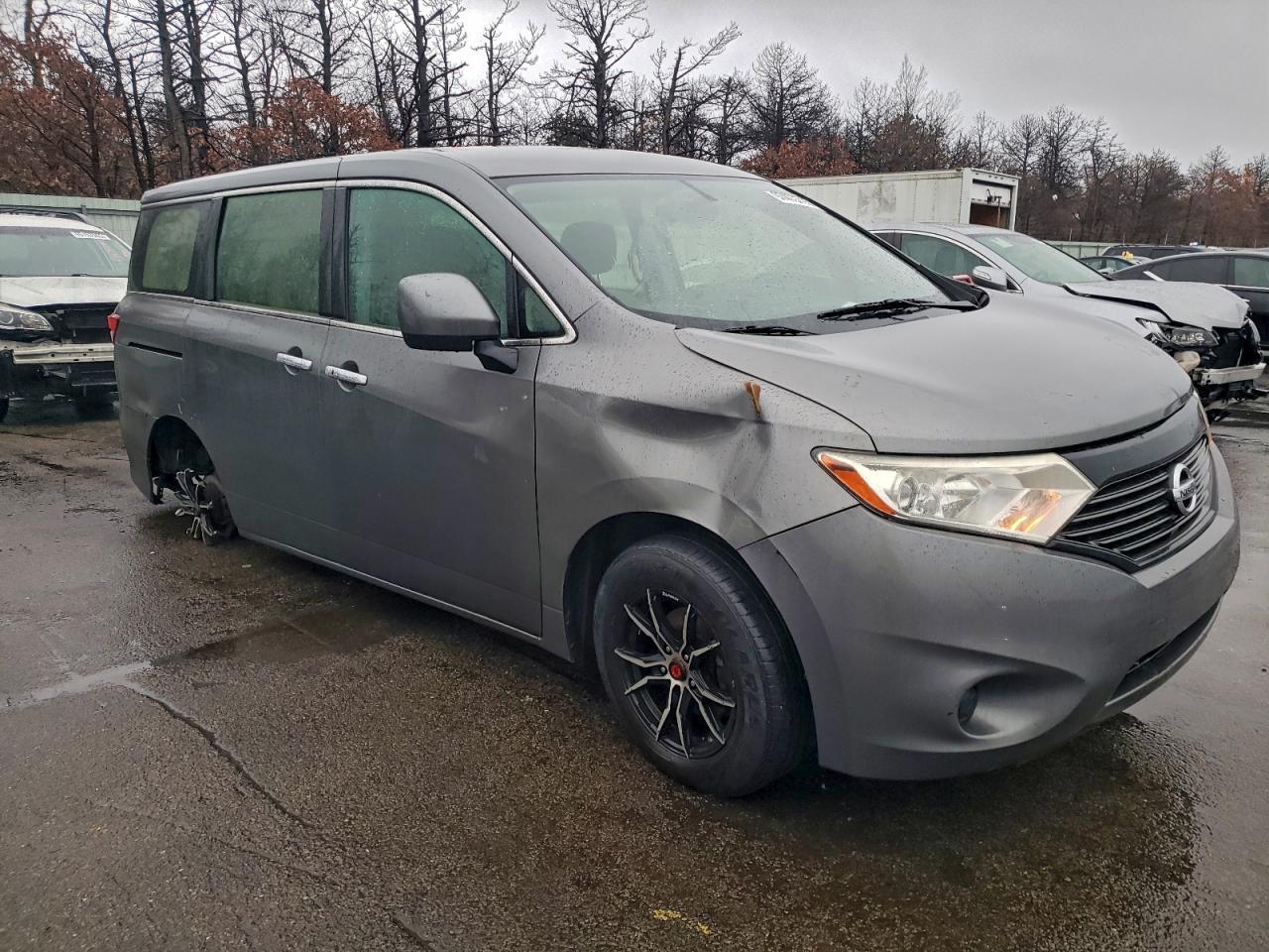 2016 Nissan Quest - Фото 4