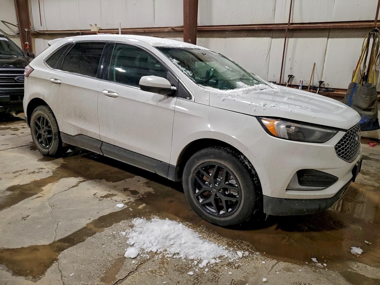 2023 Ford Edge Sel - Фото 4