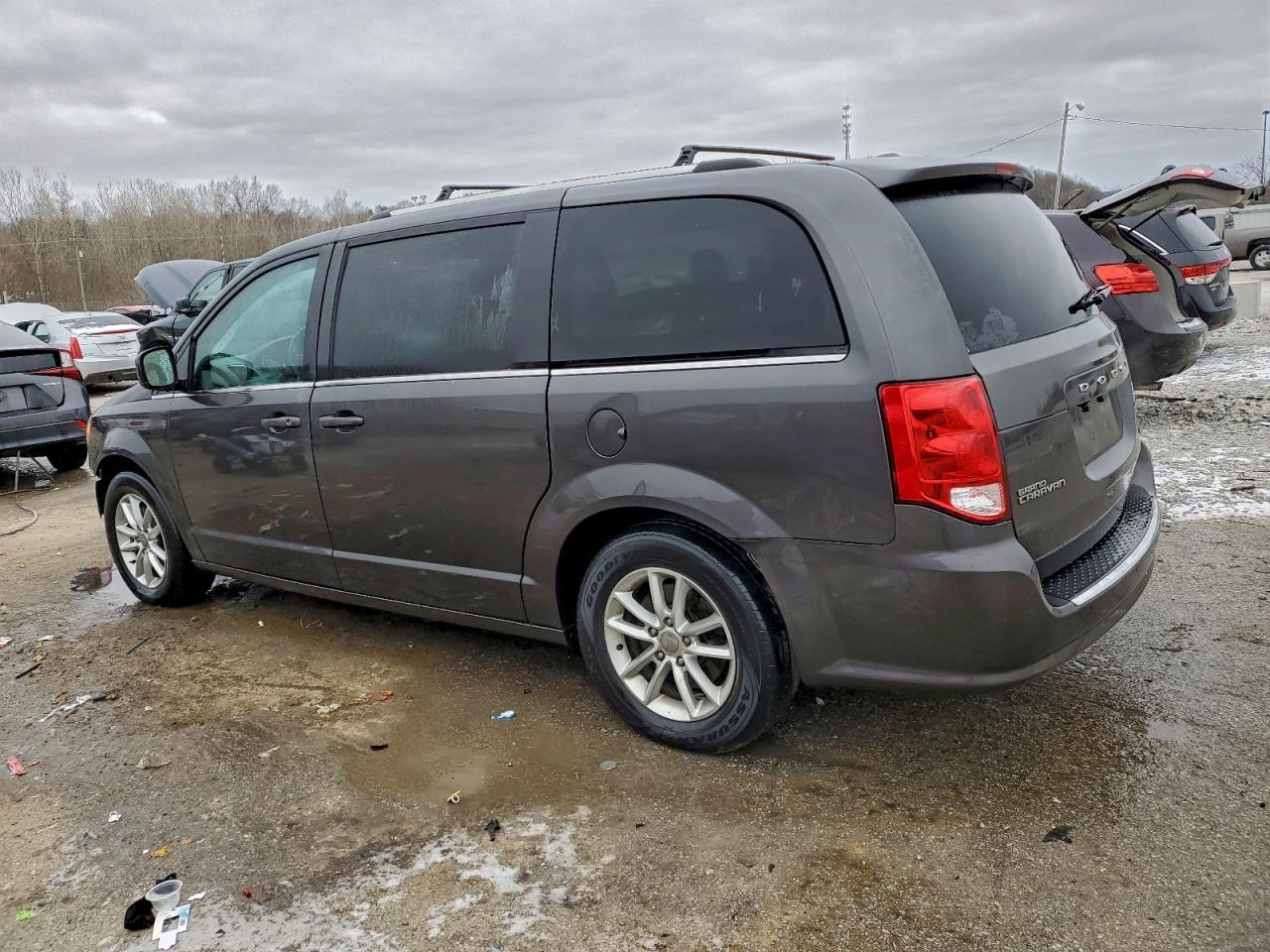 2019 Dodge Grand Caravan Sxt - Фото 2