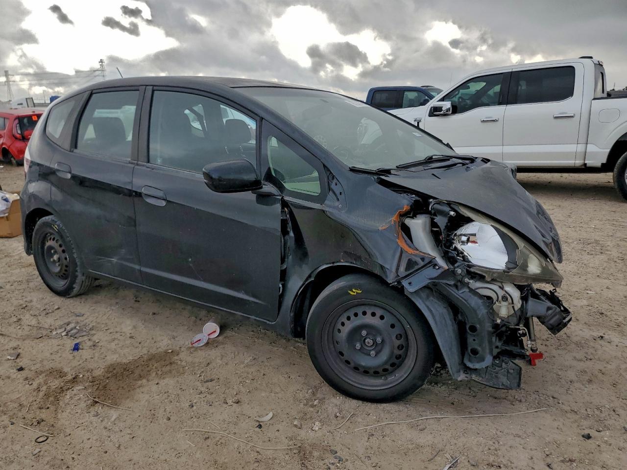 2013 Honda Fit - Image 4