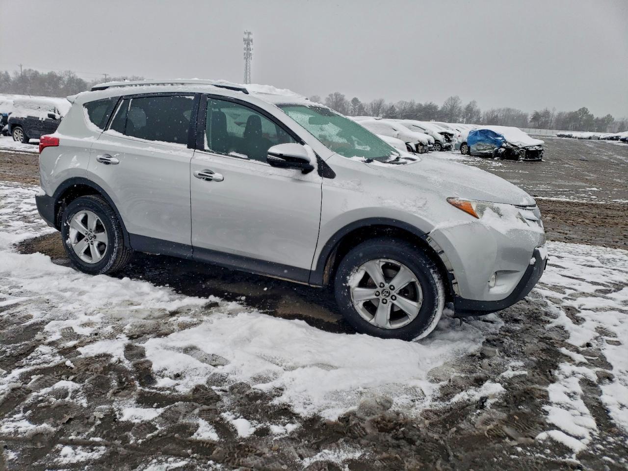 2015 Toyota Rav4 Xle - Фото 4