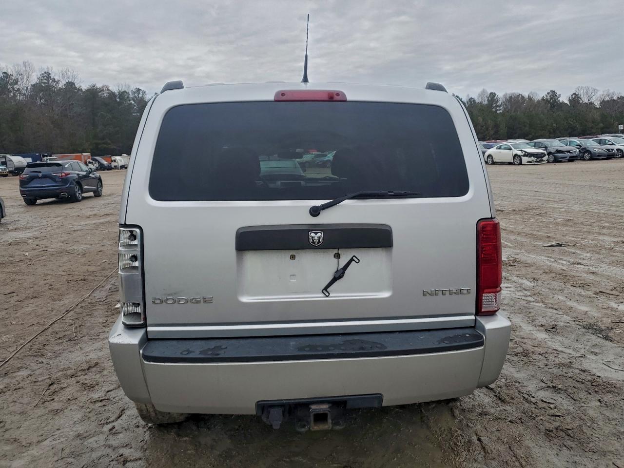 2011 Dodge Nitro Heat - Фото 6