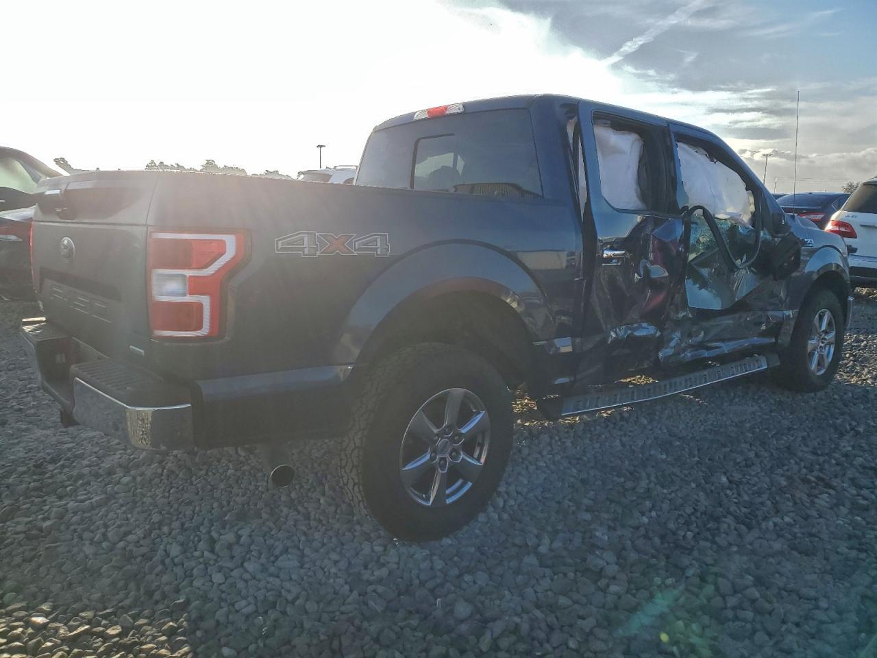 2018 Ford F150 Supercrew - Фото 3