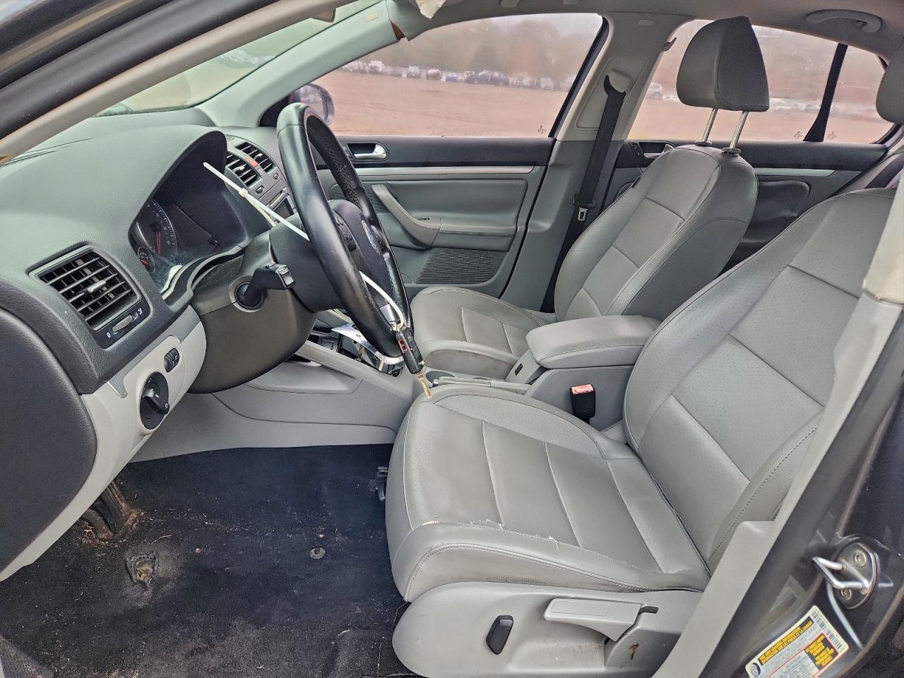2009 Volkswagen Jetta Se - Image 7