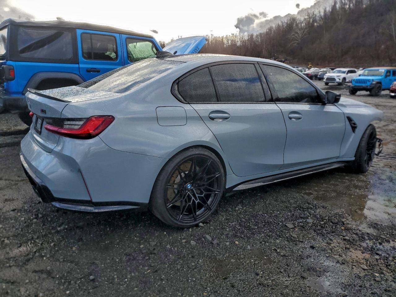 2022 BMW M3 Competition - Фото 3