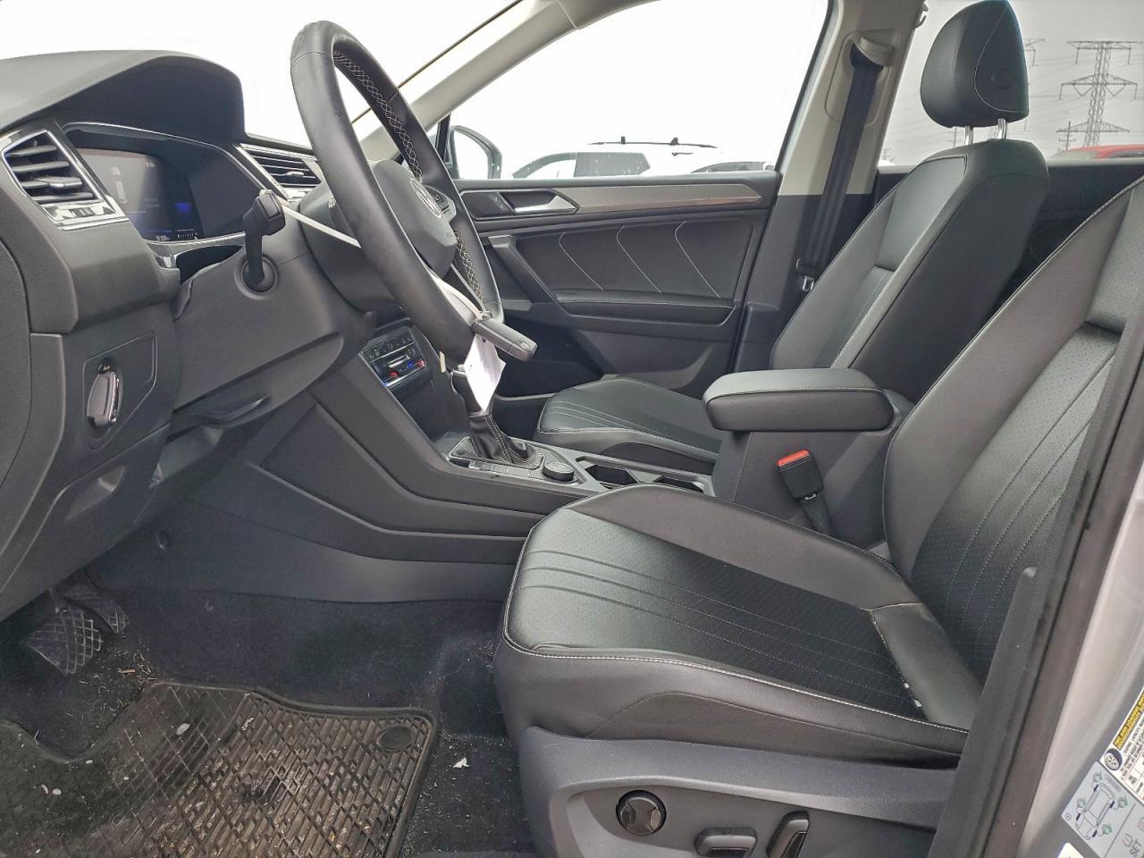 2022 Volkswagen Tiguan Se - Image 7