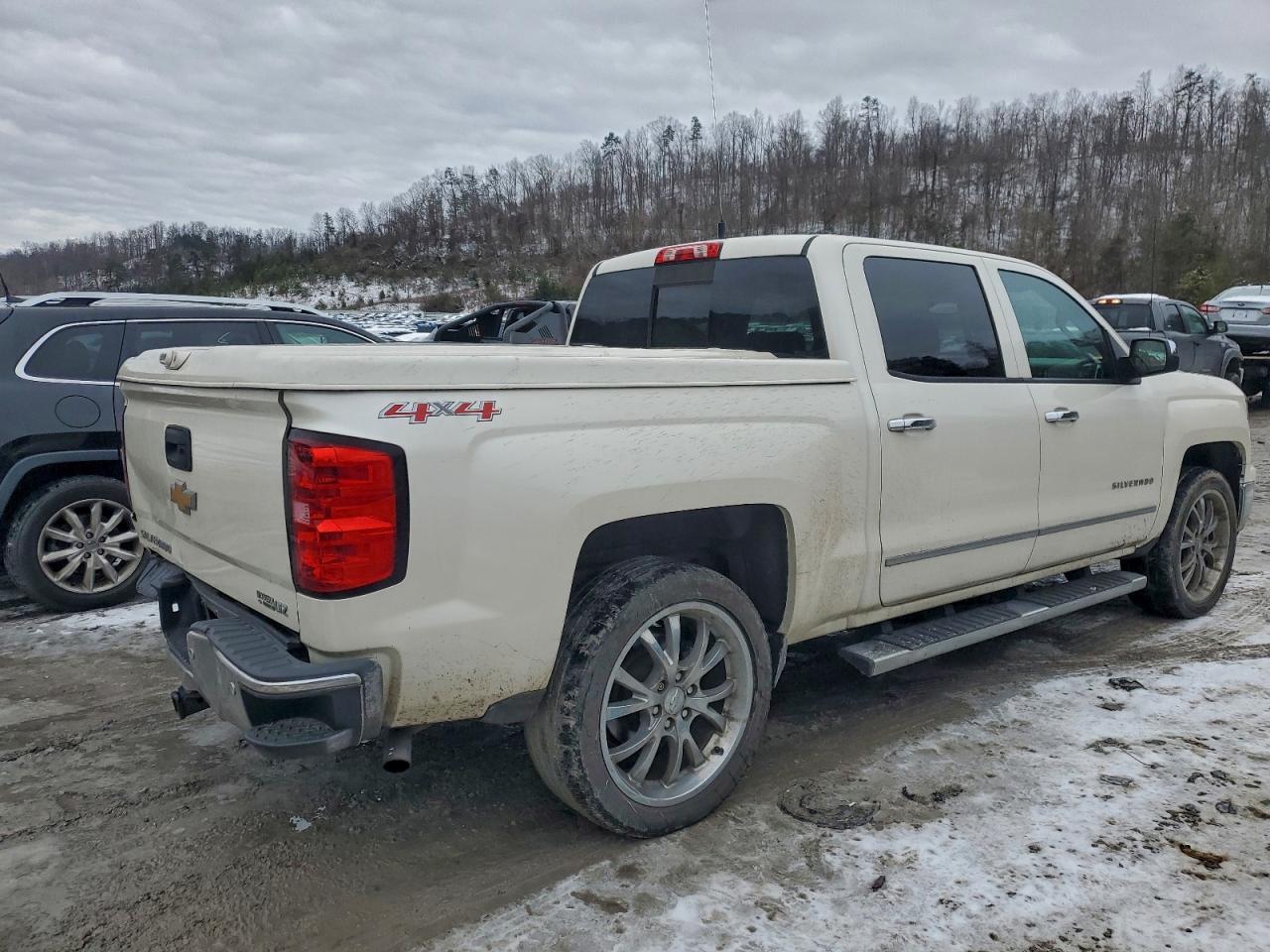 2015 Chevrolet Silv1500 2 - Image 3