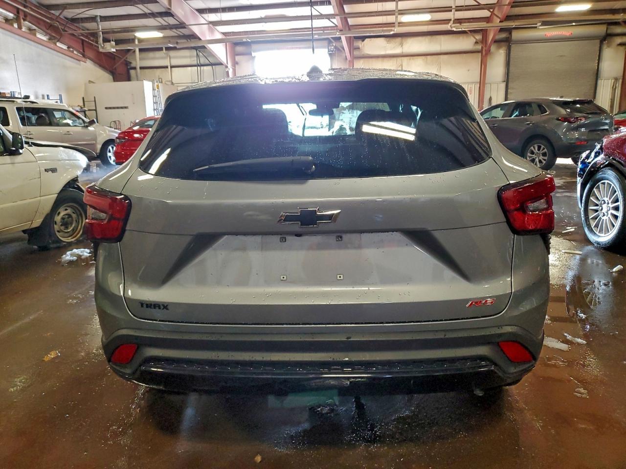 2025 Chevrolet Trax 1Rs - Фото 6