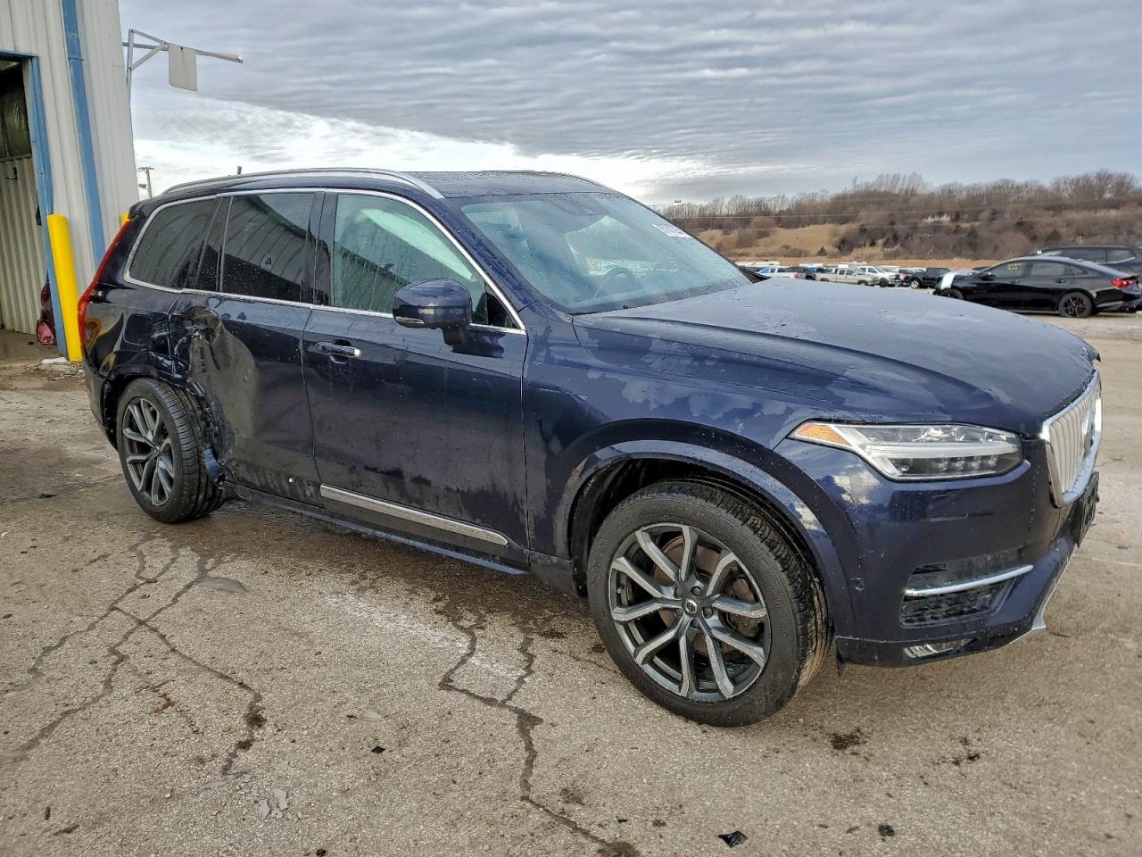 2017 Volvo Xc90 T6 - Фото 4