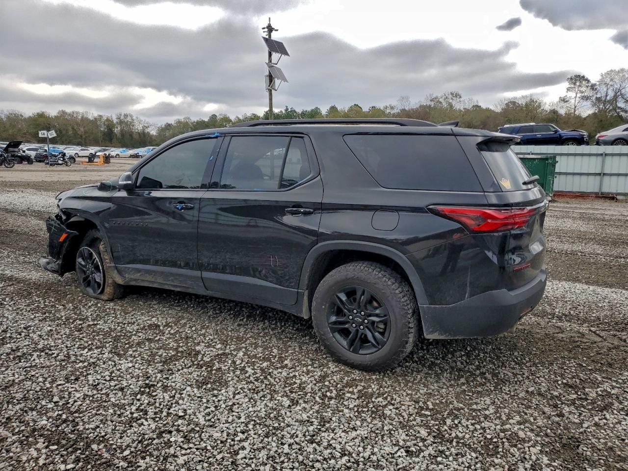 2022 Chevrolet Traverse Lt - Фото 2