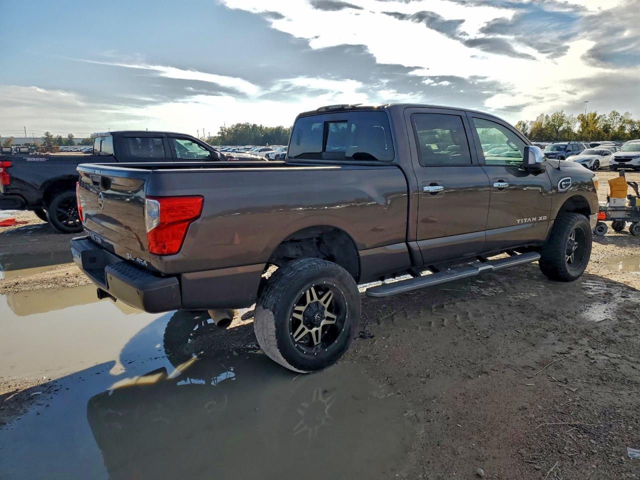 2016 Nissan Titan Xd Sl - Image 3