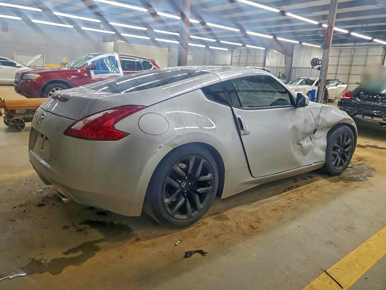 2015 Nissan 370Z Base - Фото 3