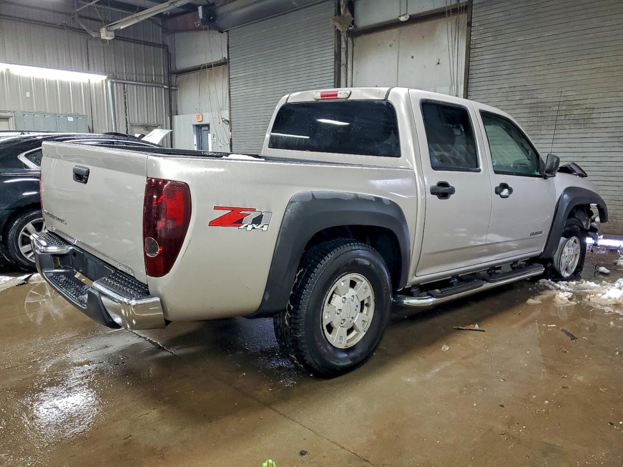 2005 Chevrolet Colorado - Image 3