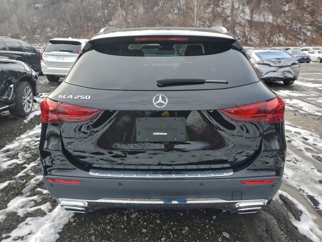 2025 Mercedes-Benz Gla 250 - Image 6