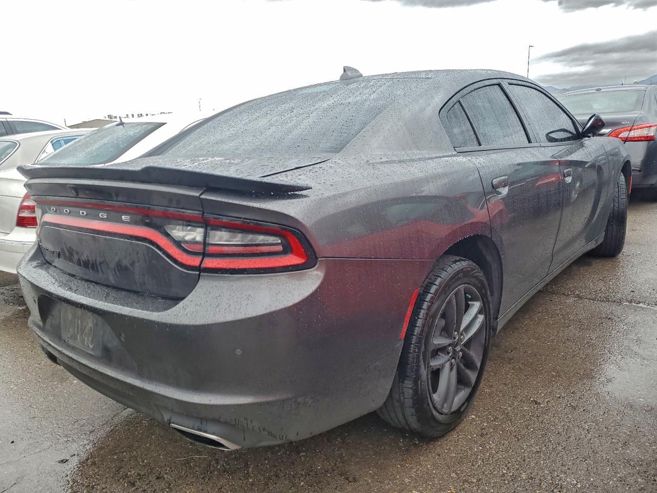 2019 Dodge Charger Sxt - Image 3