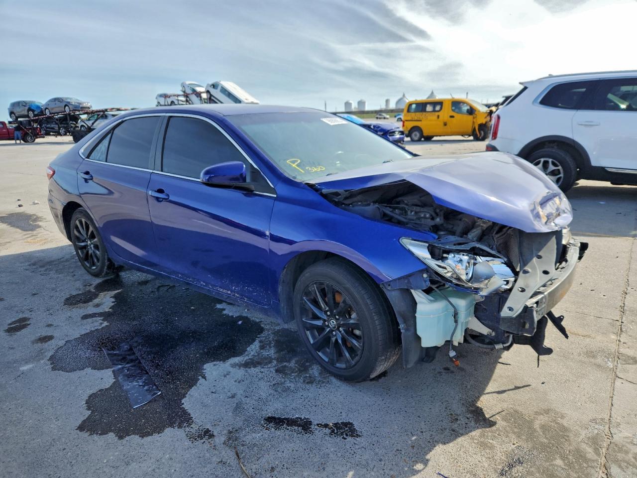 2016 Toyota Camry Le - Фото 4