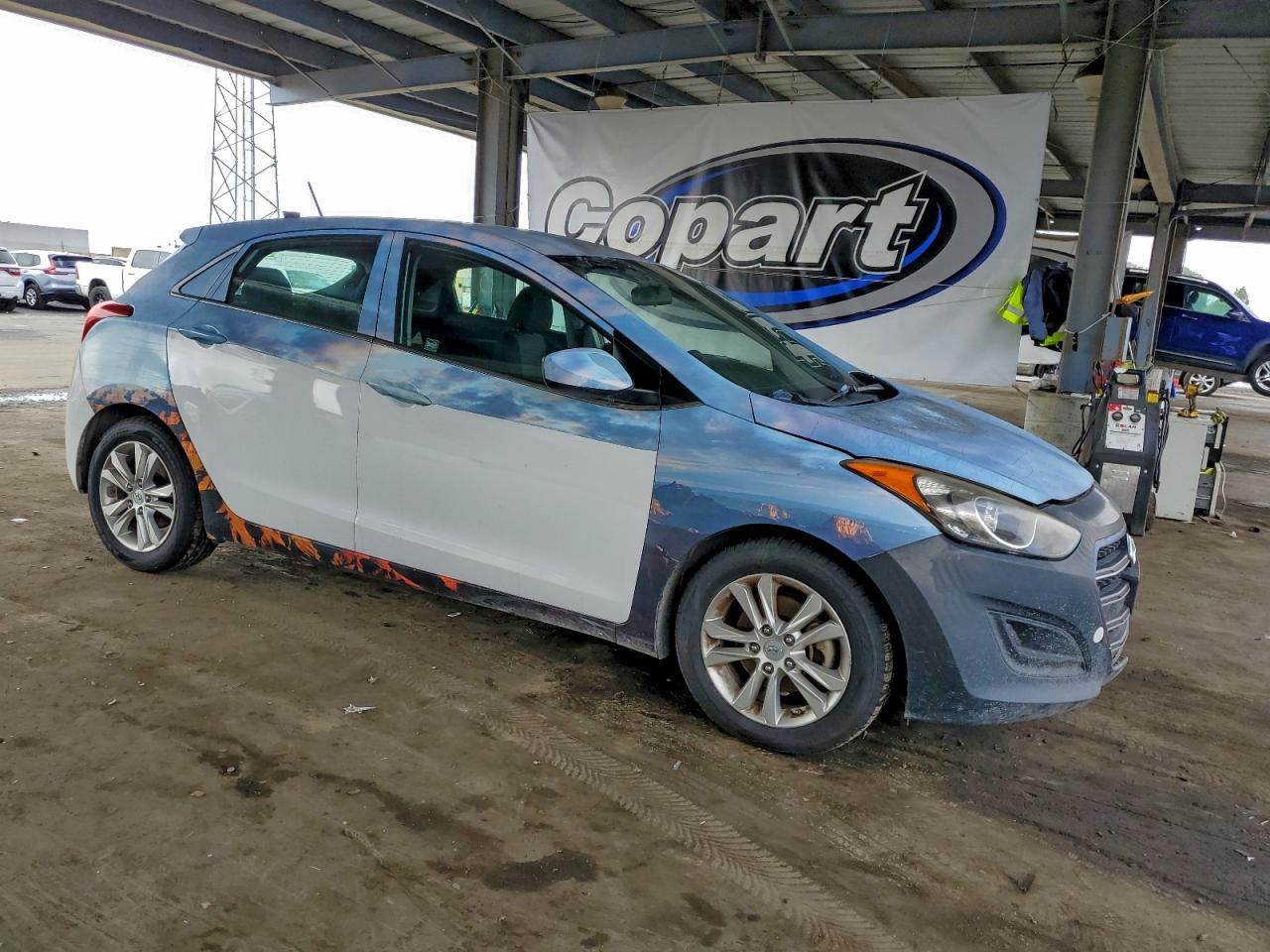 2017 Hyundai Elantra Gt - Image 4