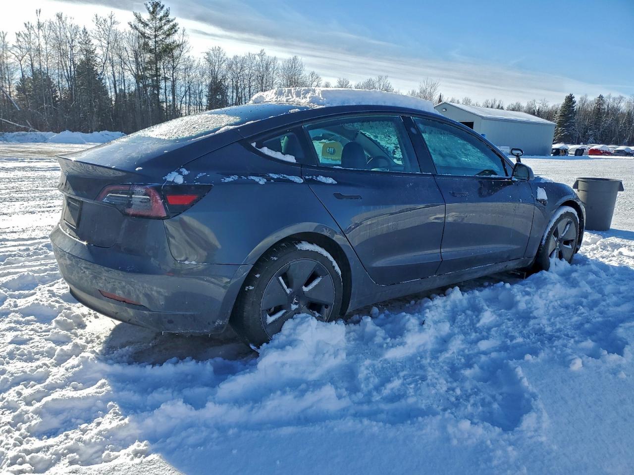 2023 Tesla Model 3 - Image 3
