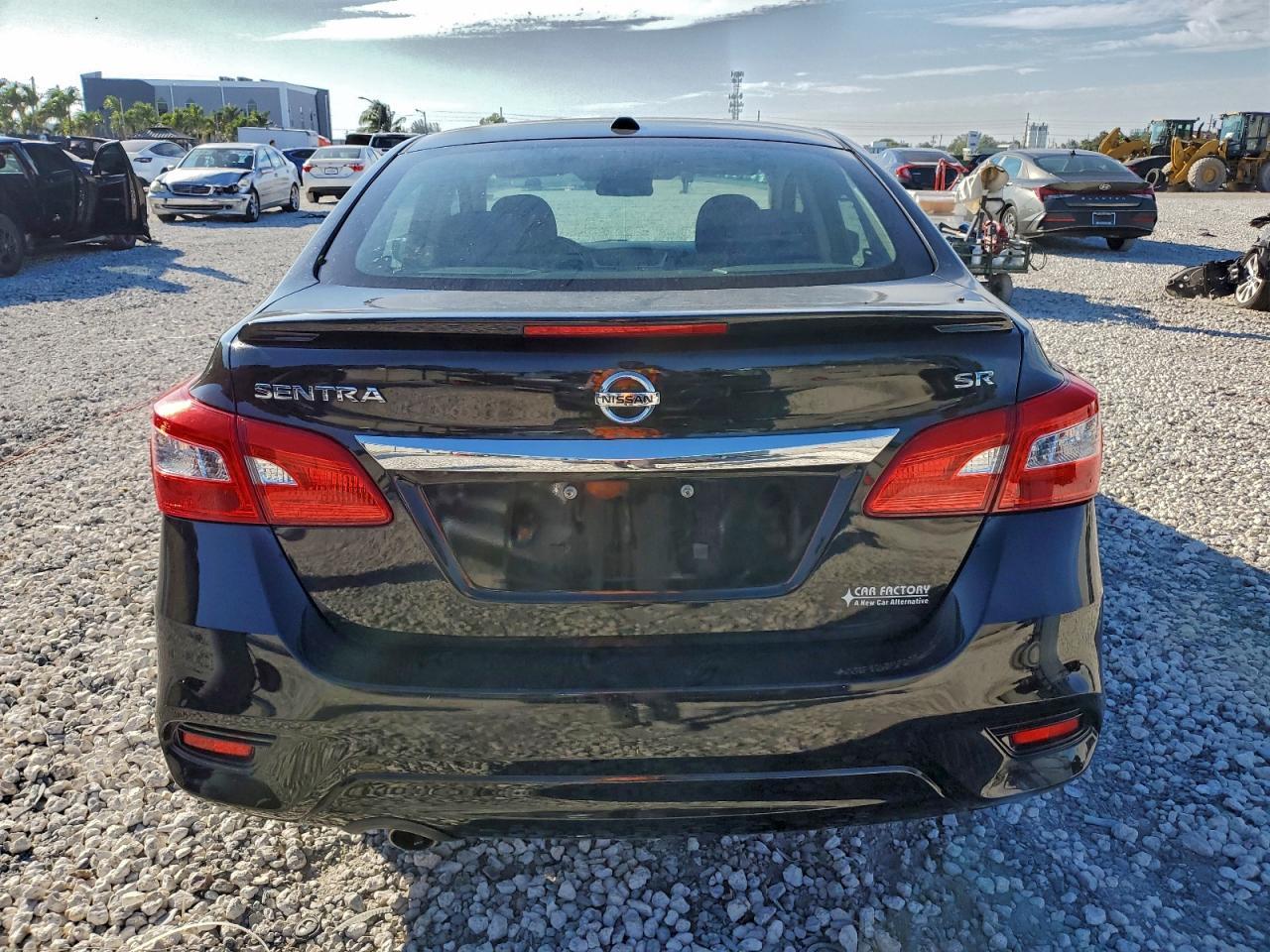 2019 Nissan Sentra S - Фото 6