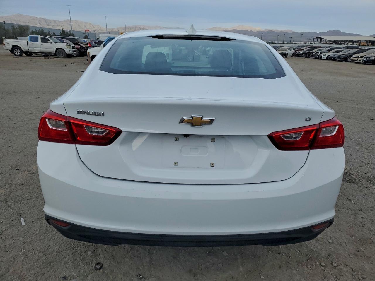 2023 Chevrolet Malibu Lt - Image 6